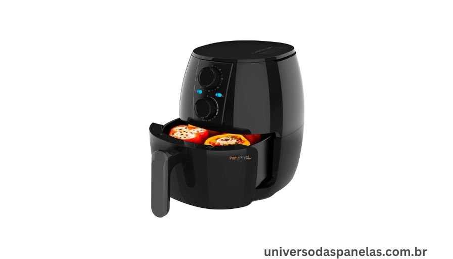 Air fryer Cadence Pratic Fryer FRT515 em cor preta com cesto removível visível